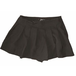 Black Skirt || Forever 21